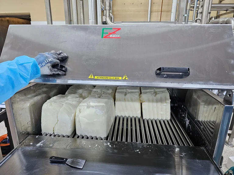 Butter melter