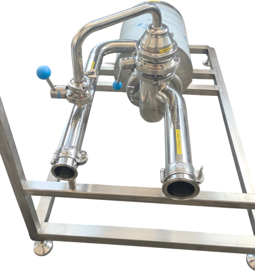 CIP recirculation pipe connected to the triblender delivery, hopper removed